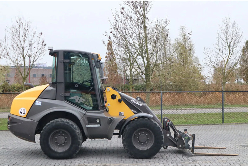 Mecalac AF 1050 | BUCKET | FORKS | HYDR. QUICK COUPLER - اللودر بعجل: صور 4 Mecalac AF 1050 | BUCKET | FORKS | HYDR. QUICK COUPLER - اللودر بعجل: صور 4