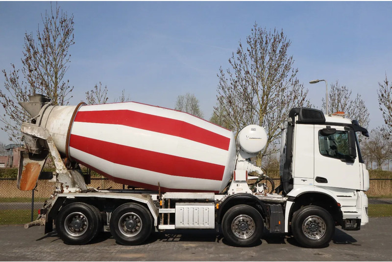 Mercedes-Benz Arocs 3251 | 8X4 | INTERMIX 10M3 | BIG AXLES | EURO 6 - شاحنة خلاطة خرسانة: صور 4 Mercedes-Benz Arocs 3251 | 8X4 | INTERMIX 10M3 | BIG AXLES | EURO 6 - شاحنة خلاطة خرسانة: صور 4