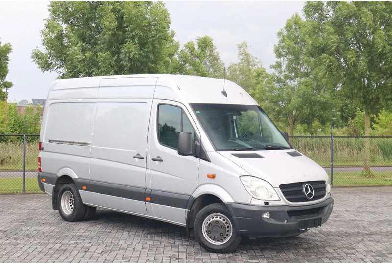 Mercedes-Benz Sprinter 516 | 4X2 | MOBILE WORKSHOP | WERKSTATT | SERVICE VAN - فان: صور 3 Mercedes-Benz Sprinter 516 | 4X2 | MOBILE WORKSHOP | WERKSTATT | SERVICE VAN - فان: صور 3