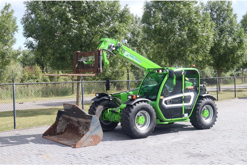 Merlo TF33.7-115LC TURBOFARMER | 40KM/H | BSS | FORKS | BUCKET - رافعة تلسكوبية: صور 2 Merlo TF33.7-115LC TURBOFARMER | 40KM/H | BSS | FORKS | BUCKET - رافعة تلسكوبية: صور 2