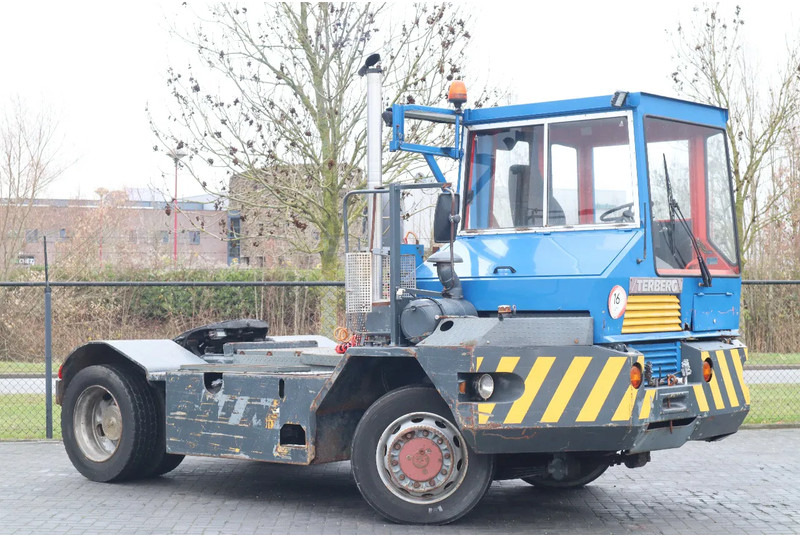 Terberg RT 20 | 4X4 | TERMINAL TRACTOR | DUTCH REG. - جرارات صالات المطارات: صور 4 Terberg RT 20 | 4X4 | TERMINAL TRACTOR | DUTCH REG. - جرارات صالات المطارات: صور 4