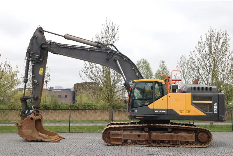 Volvo EC380EL | EC 380 EL | BUCKET | QUICK COUPLER - حفارات زحافة: صور 1 Volvo EC380EL | EC 380 EL | BUCKET | QUICK COUPLER - حفارات زحافة: صور 1