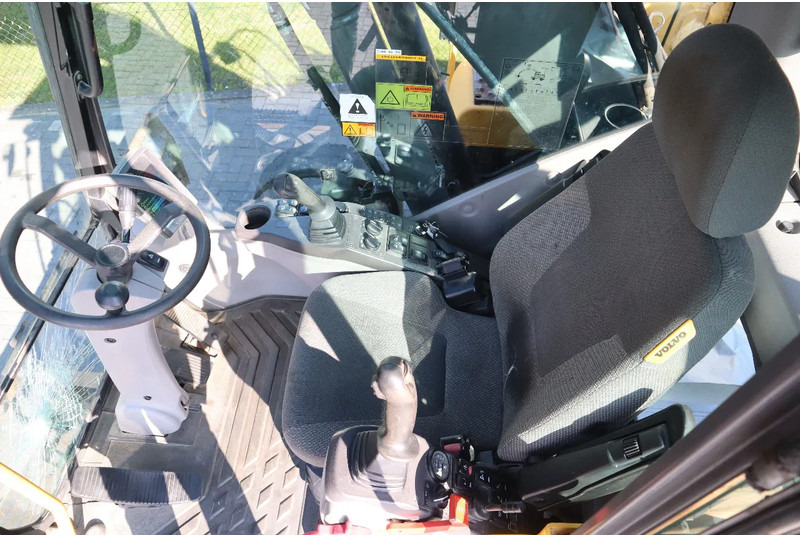 حفارة النقل والشحن Volvo EW160C | EW 160 C | LIFT CAB | DOZERBLADE | QUICK COUPLER: صور 16