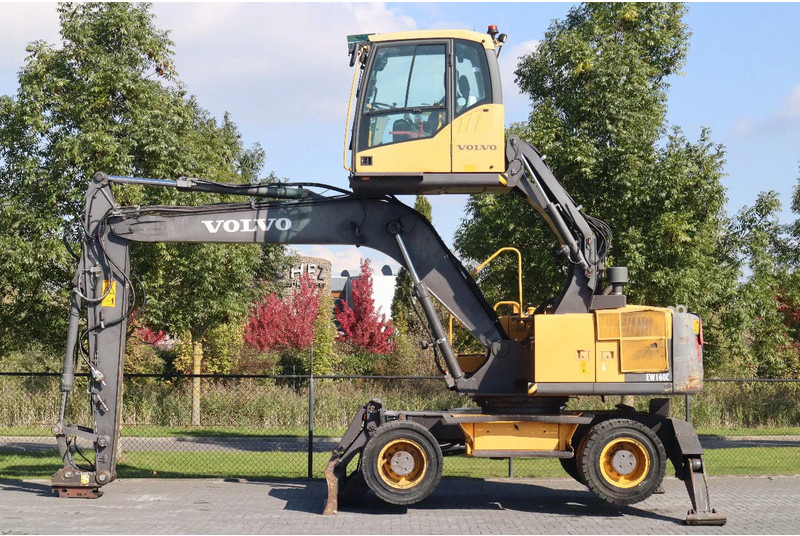 Volvo EW160C | EW 160 C | LIFT CAB | DOZERBLADE | QUICK COUPLER - حفارة على عجلات: صور 1 Volvo EW160C | EW 160 C | LIFT CAB | DOZERBLADE | QUICK COUPLER - حفارة على عجلات: صور 1