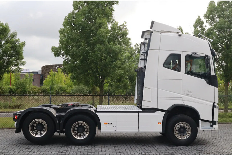 Volvo FH 540 | 6X4 - 6X2 | TANDEMLIFT | 70 TON | HYDR | RETARDER - شاحنة جرار: صور 4 Volvo FH 540 | 6X4 - 6X2 | TANDEMLIFT | 70 TON | HYDR | RETARDER - شاحنة جرار: صور 4