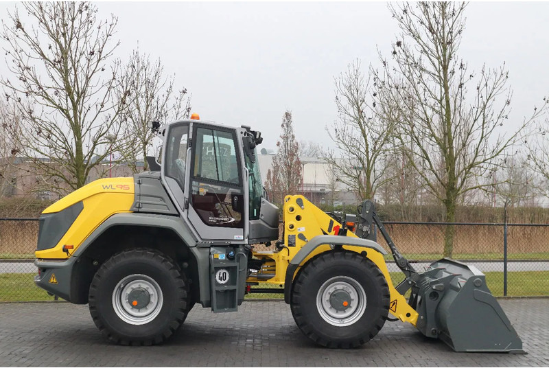 WACKER NEUSON WL95 | NEW - UNUSED | 40 KM/H | FULL OPTION! - اللودر بعجل: صور 4 WACKER NEUSON WL95 | NEW - UNUSED | 40 KM/H | FULL OPTION! - اللودر بعجل: صور 4