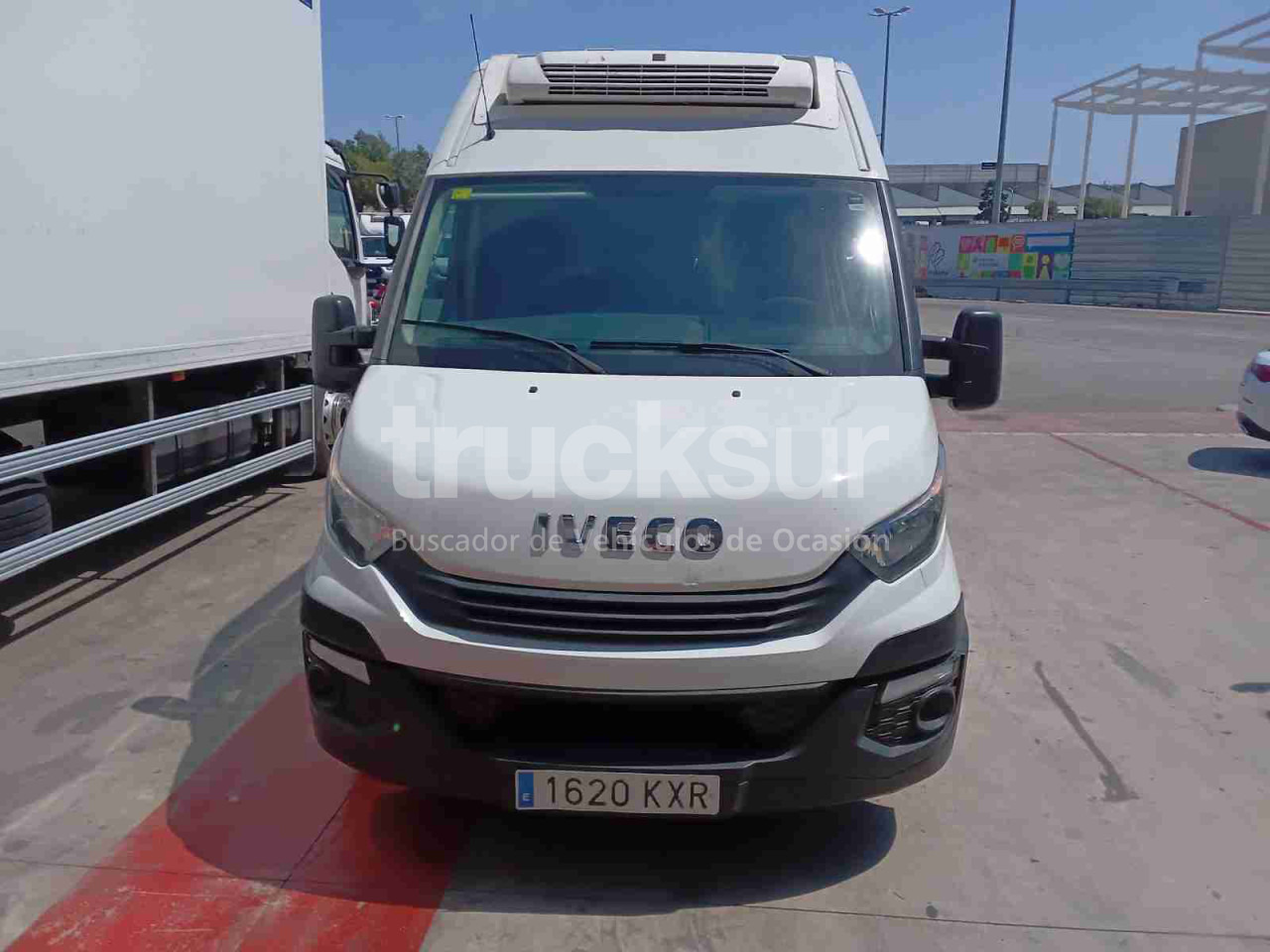 IVECO 35S14 FRC-X - الشاحنات الصغيرة صندوق مغلق: صور 1 IVECO 35S14 FRC-X - الشاحنات الصغيرة صندوق مغلق: صور 1