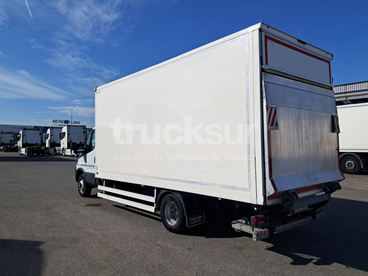 IVECO 72C18 P/E - بصندوق مغلق شاحنة: صور 4 IVECO 72C18 P/E - بصندوق مغلق شاحنة: صور 4