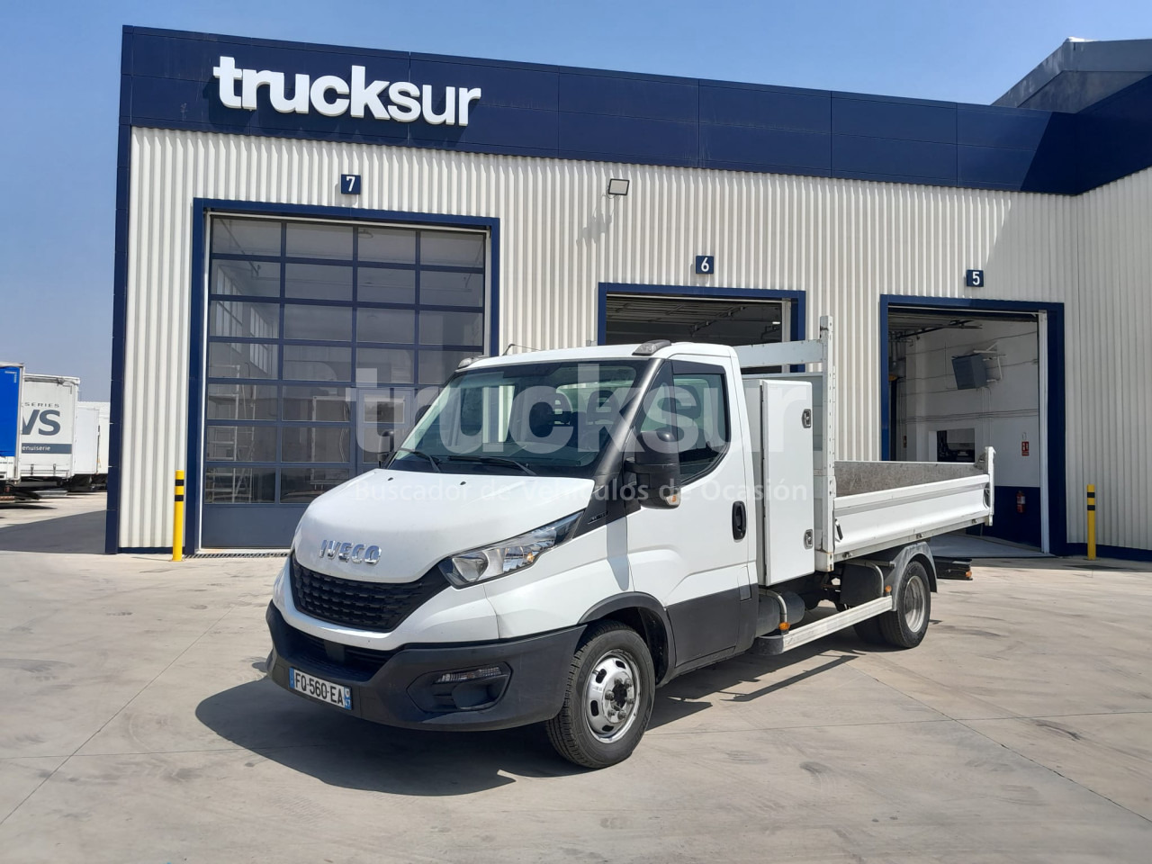 IVECO DAILY 35C14 - قلابة مقطورة: صور 2 IVECO DAILY 35C14 - قلابة مقطورة: صور 2