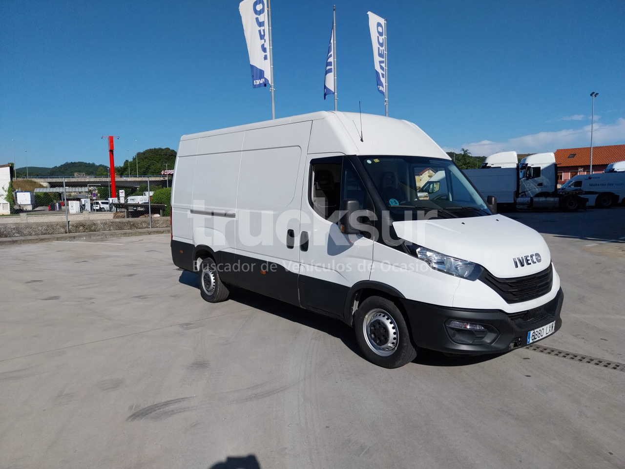 IVECO DAILY 35S16 F 12M3 - الشاحنات الصغيرة صندوق مغلق: صور 2 IVECO DAILY 35S16 F 12M3 - الشاحنات الصغيرة صندوق مغلق: صور 2