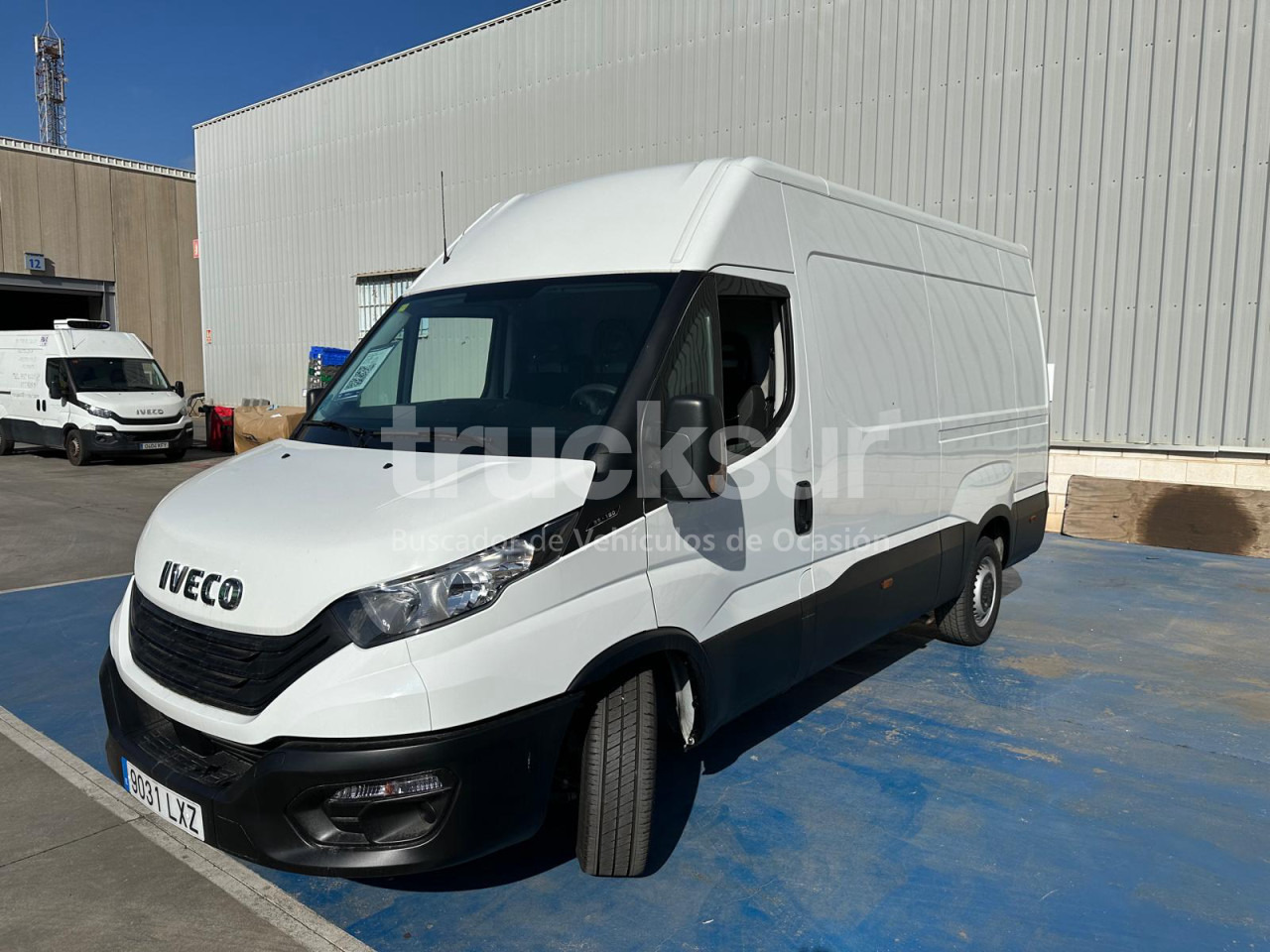 IVECO DAILY 35S16 F 12M3 - الشاحنات الصغيرة صندوق مغلق: صور 1 IVECO DAILY 35S16 F 12M3 - الشاحنات الصغيرة صندوق مغلق: صور 1