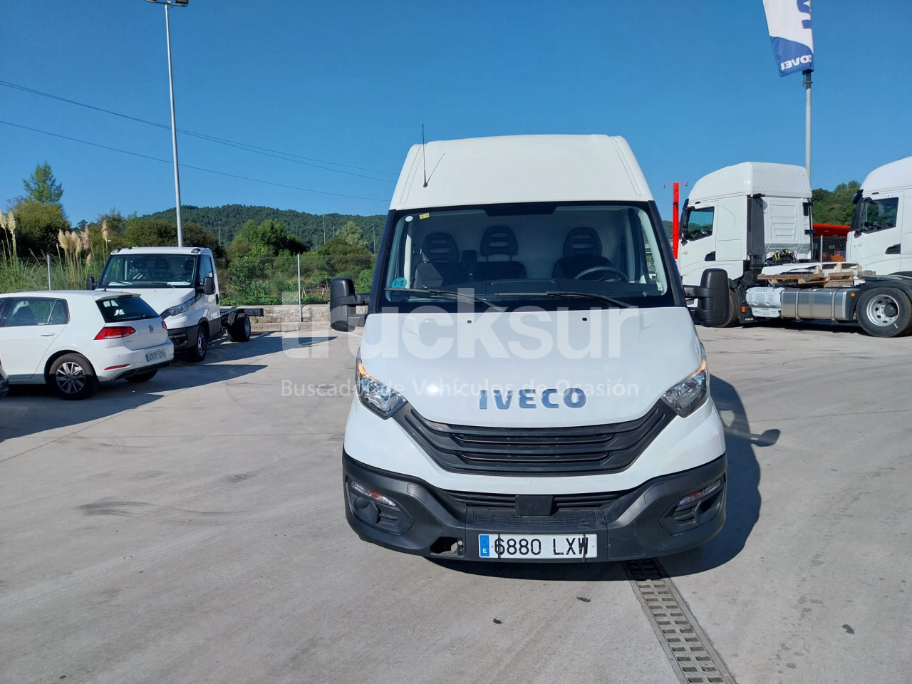 IVECO DAILY 35S16 F 12M3 - الشاحنات الصغيرة صندوق مغلق: صور 3 IVECO DAILY 35S16 F 12M3 - الشاحنات الصغيرة صندوق مغلق: صور 3
