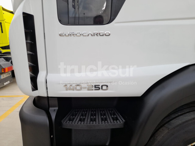 IVECO EUROCARGO 140E 250 - شاحنة ستارة: صور 5 IVECO EUROCARGO 140E 250 - شاحنة ستارة: صور 5