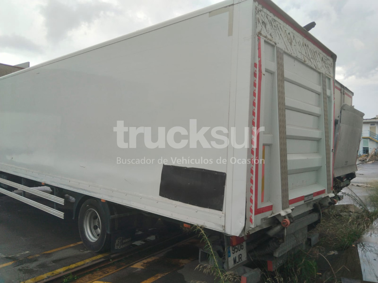 IVECO EUROCARGO - بصندوق مغلق شاحنة: صور 2 IVECO EUROCARGO - بصندوق مغلق شاحنة: صور 2