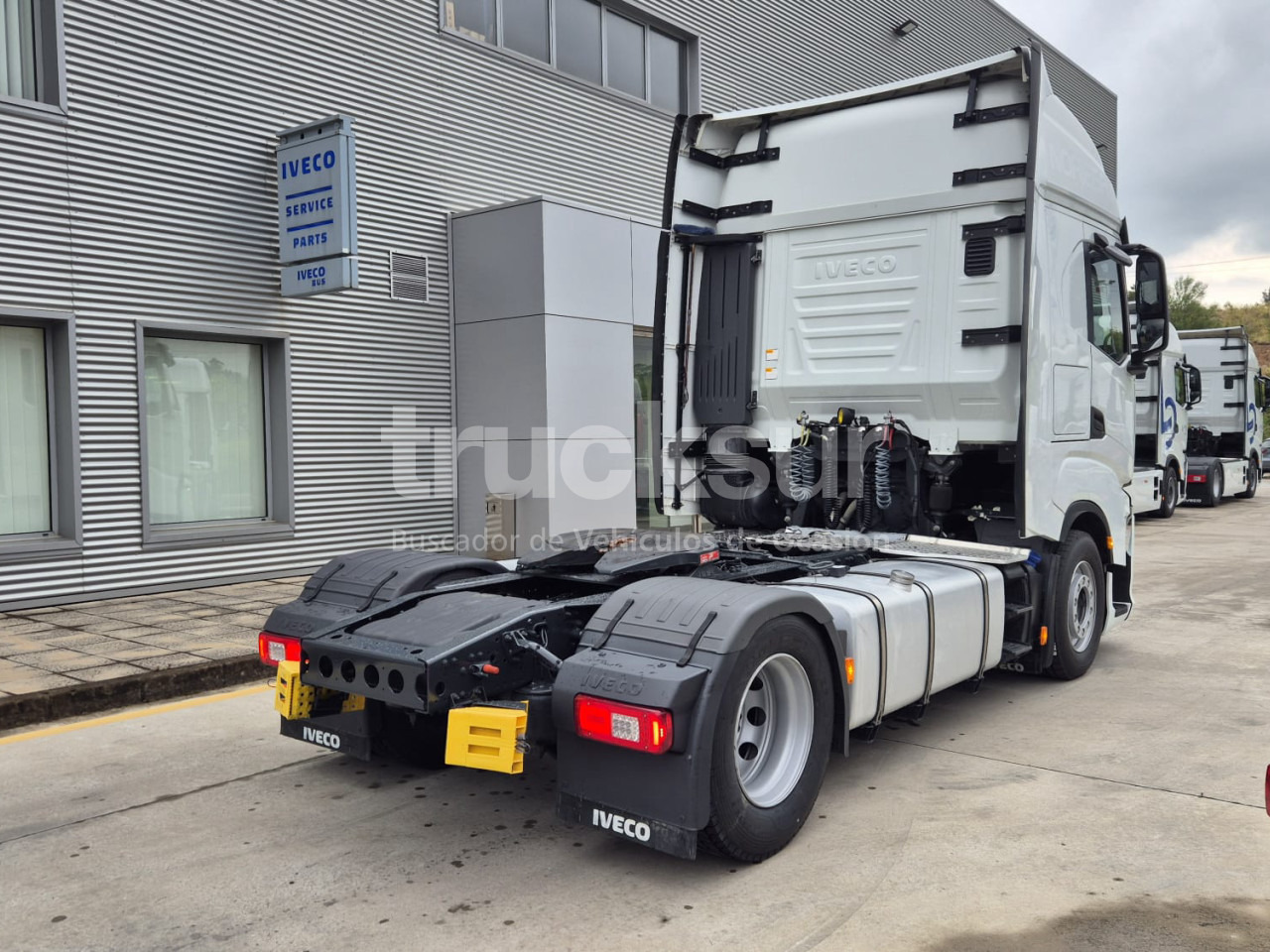 IVECO S-WAY AS440S51T/P - شاحنة جرار: صور 5 IVECO S-WAY AS440S51T/P - شاحنة جرار: صور 5
