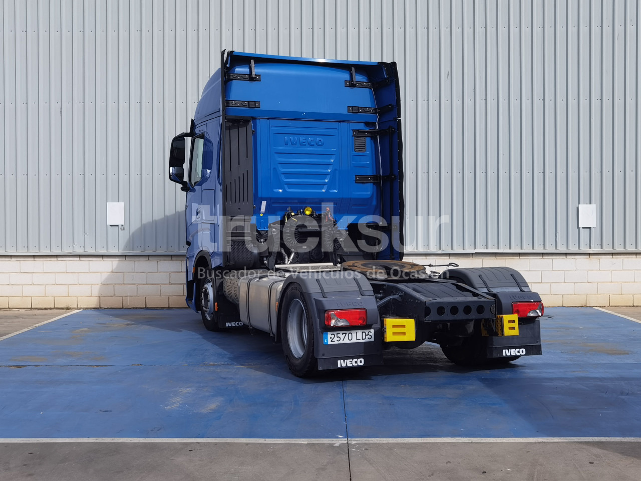 IVECO STRALIS AS440S46T/P HI-WAY - شاحنة جرار: صور 5 IVECO STRALIS AS440S46T/P HI-WAY - شاحنة جرار: صور 5