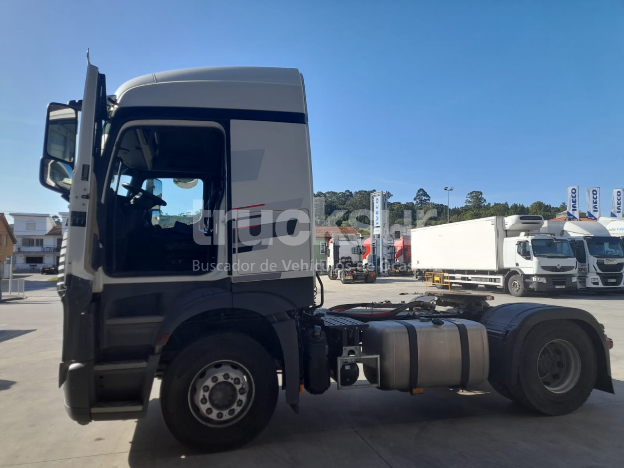 MERCEDES ACTROS 1848F - شاحنة جرار: صور 5 MERCEDES ACTROS 1848F - شاحنة جرار: صور 5