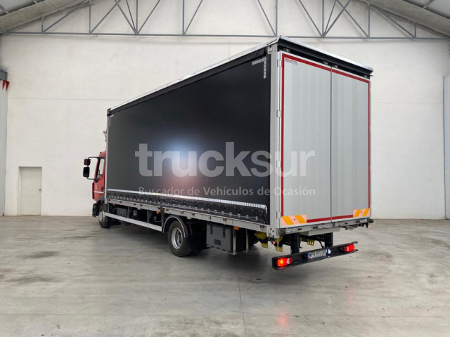 RENAULT D12.250 - شاحنة ستارة: صور 4 RENAULT D12.250 - شاحنة ستارة: صور 4