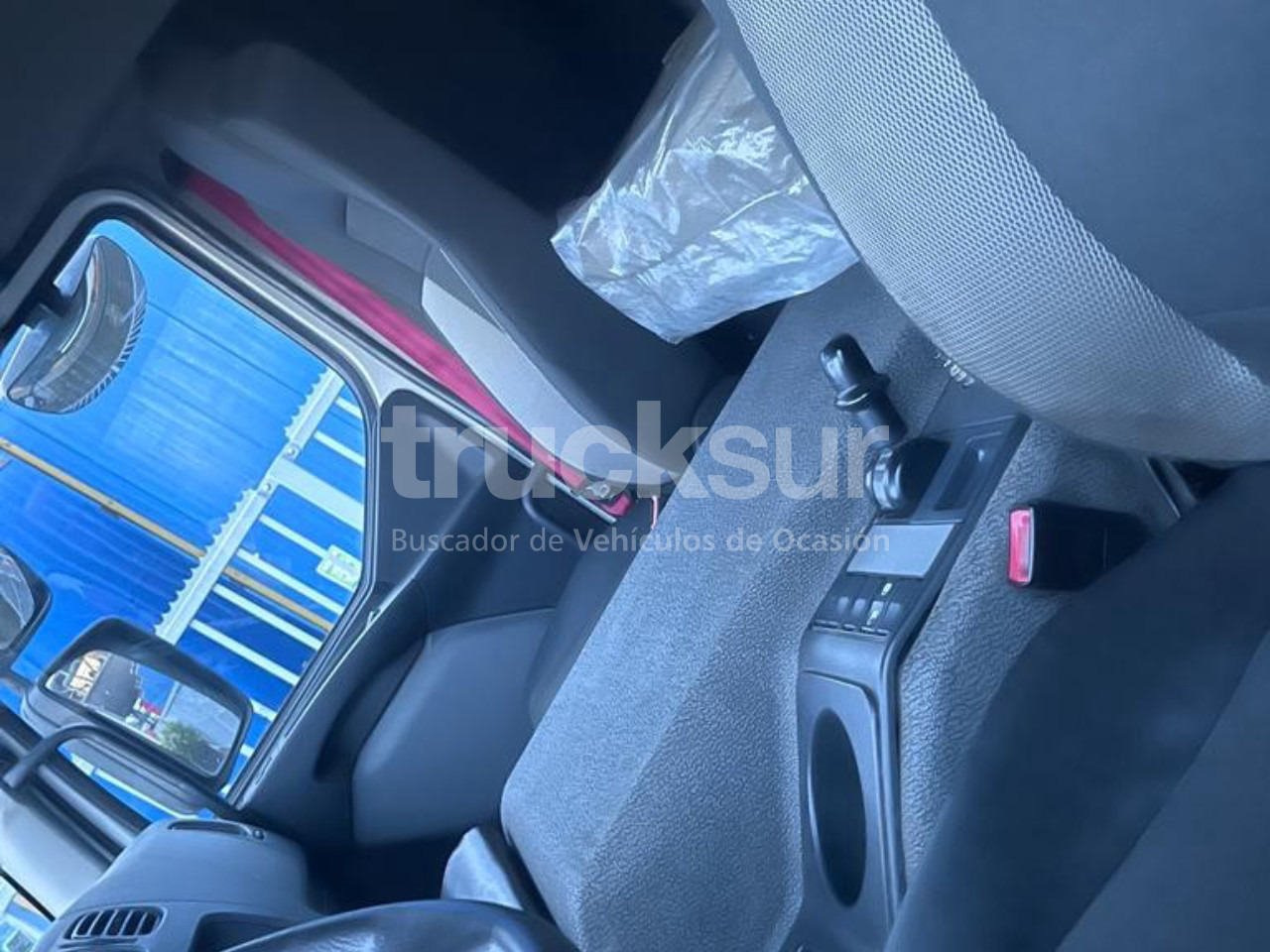 بصندوق مغلق شاحنة RENAULT D280.18: صور 7