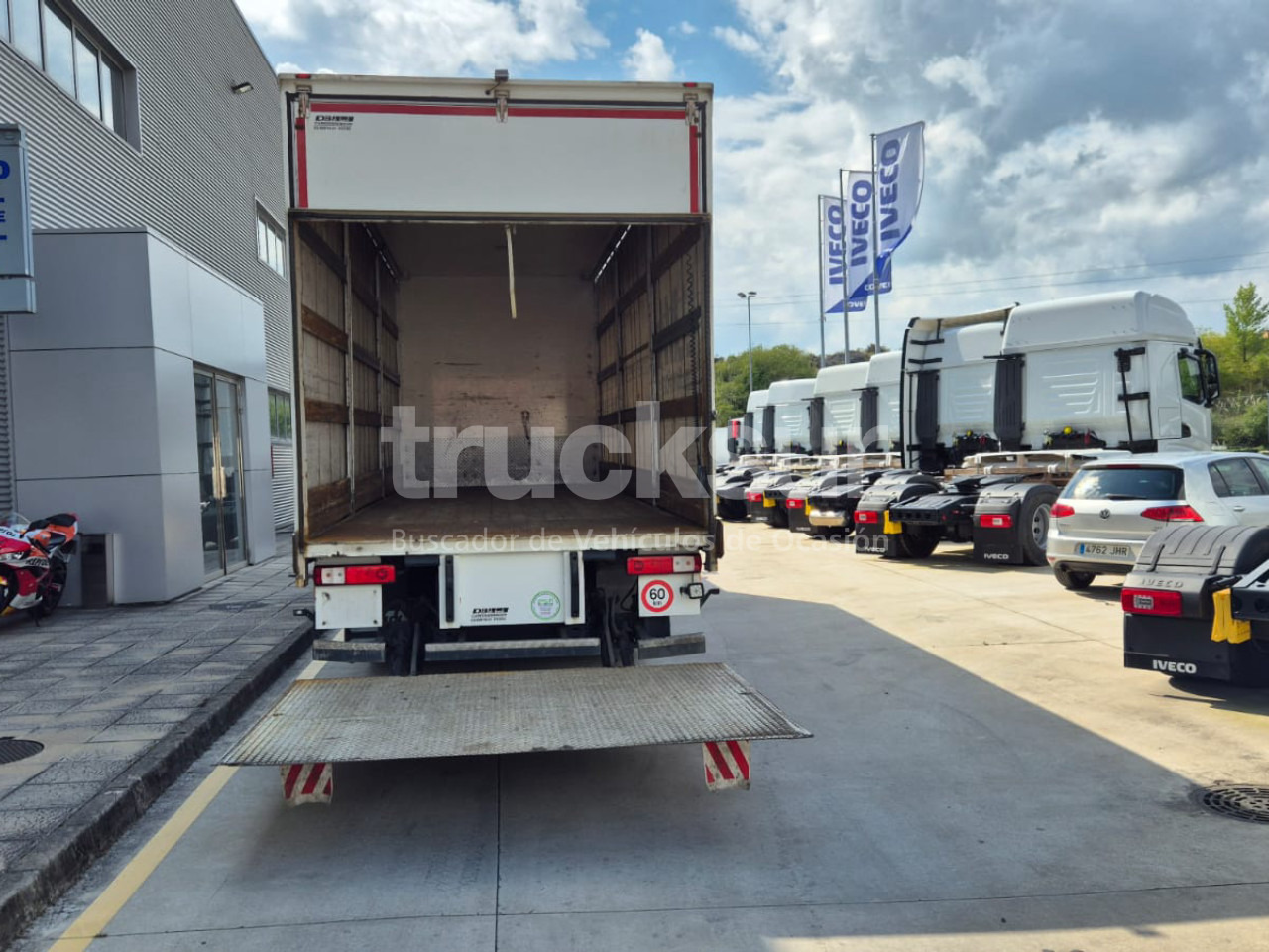 شاحنة ستارة RENAULT D320.26: صور 31