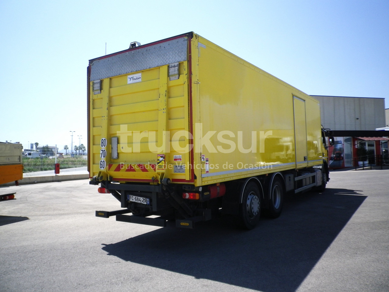 RENAULT D380.26 6X2*4 ejes 6x2*4 - بصندوق مغلق شاحنة: صور 4 RENAULT D380.26 6X2*4 ejes 6x2*4 - بصندوق مغلق شاحنة: صور 4