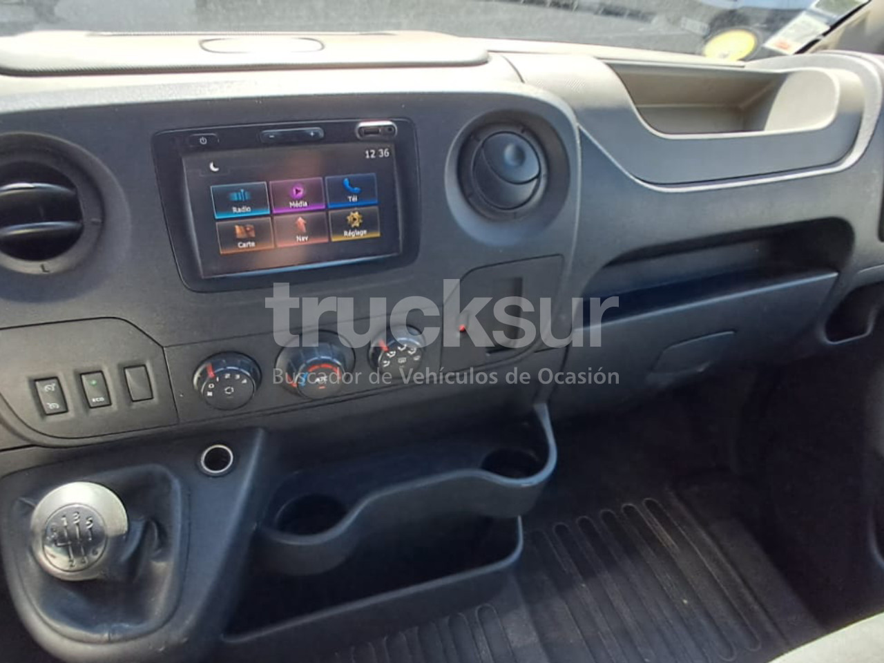 الشاحنات الصغيرة صندوق مغلق RENAULT MASTER 130.35: صور 17
