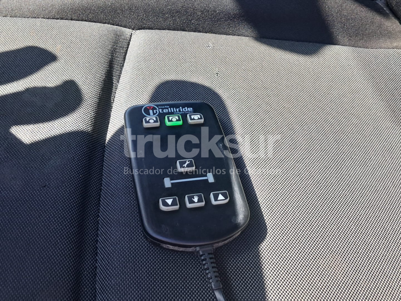 الشاحنات الصغيرة صندوق مغلق RENAULT MASTER 130.35: صور 12