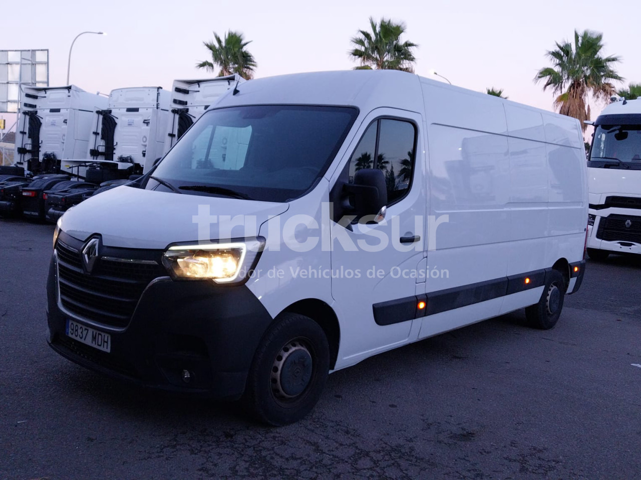 RENAULT MASTER 150.35 - الشاحنات الصغيرة صندوق مغلق: صور 1 RENAULT MASTER 150.35 - الشاحنات الصغيرة صندوق مغلق: صور 1