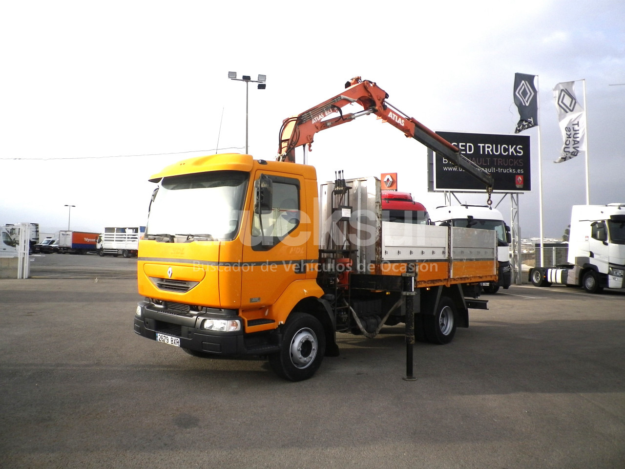RENAULT MIDLUM 220.14C GRUA - أخرى: صور 1 RENAULT MIDLUM 220.14C GRUA - أخرى: صور 1