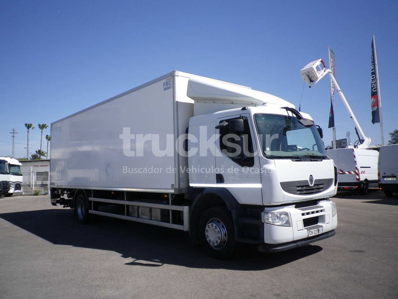 RENAULT PREMIUM 270.18 - مبردة شاحنة: صور 2 RENAULT PREMIUM 270.18 - مبردة شاحنة: صور 2