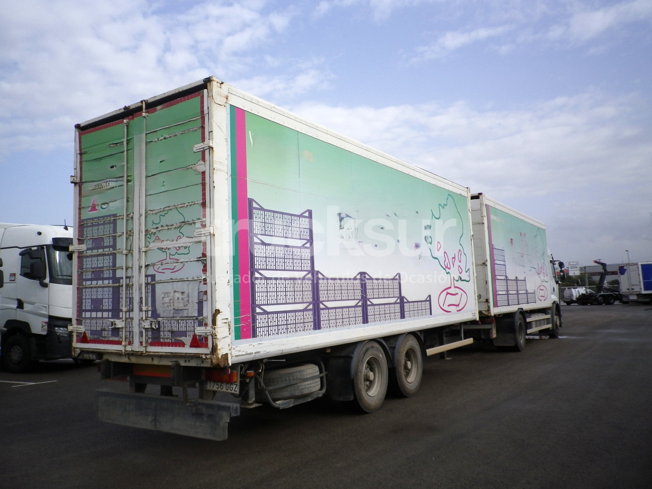 RENAULT PREMIUM 370 DXI REMOLCADOR - بصندوق مغلق شاحنة: صور 4 RENAULT PREMIUM 370 DXI REMOLCADOR - بصندوق مغلق شاحنة: صور 4