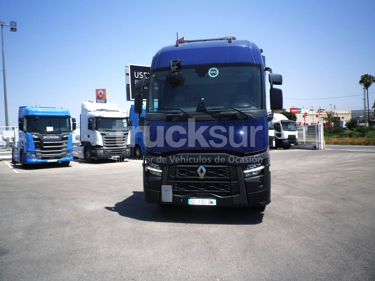 RENAULT T440 SLEEPER CAB - شاحنة جرار: صور 4 RENAULT T440 SLEEPER CAB - شاحنة جرار: صور 4