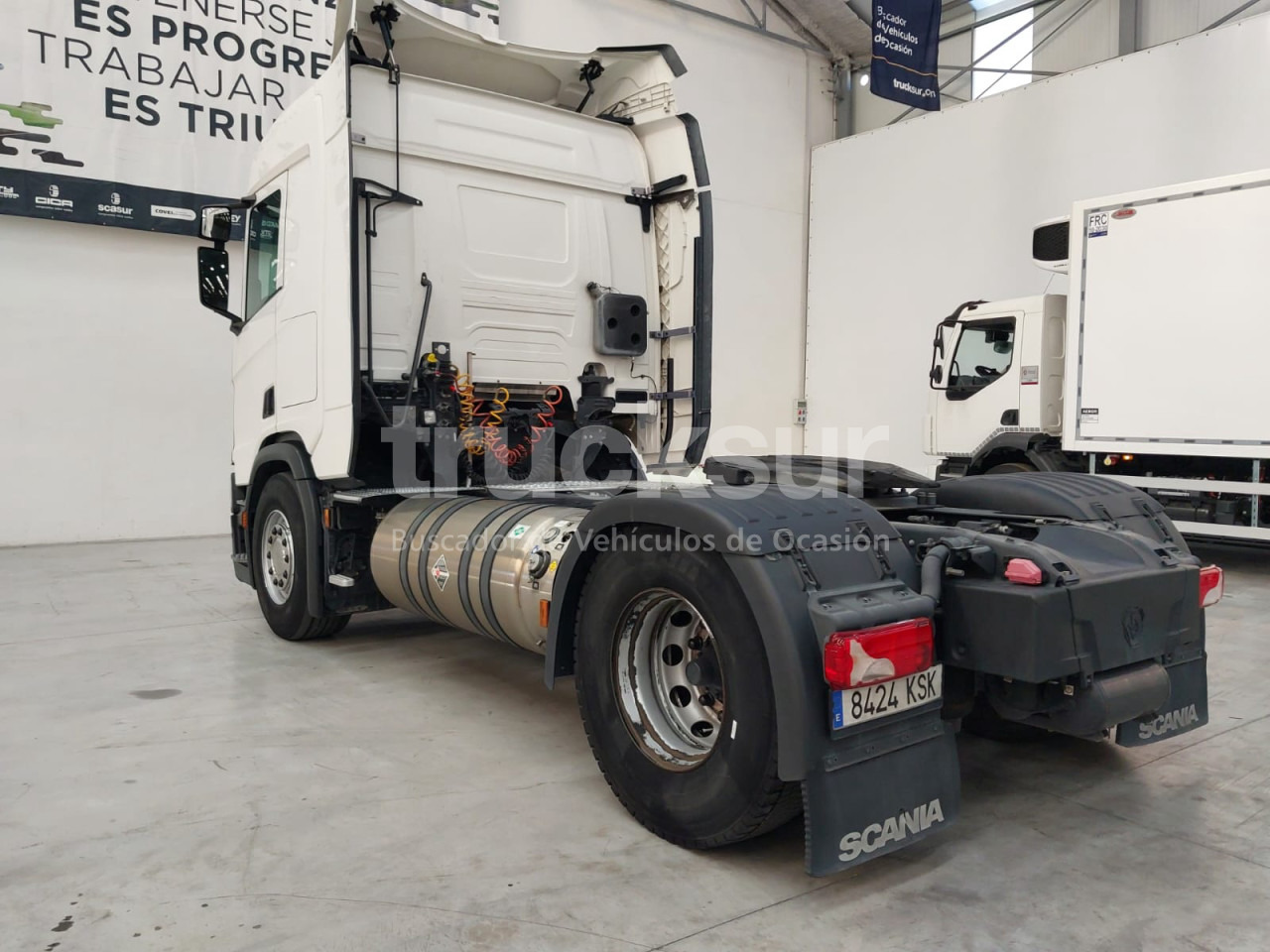 SCANIA R410 GAS GNL - شاحنة جرار: صور 4 SCANIA R410 GAS GNL - شاحنة جرار: صور 4