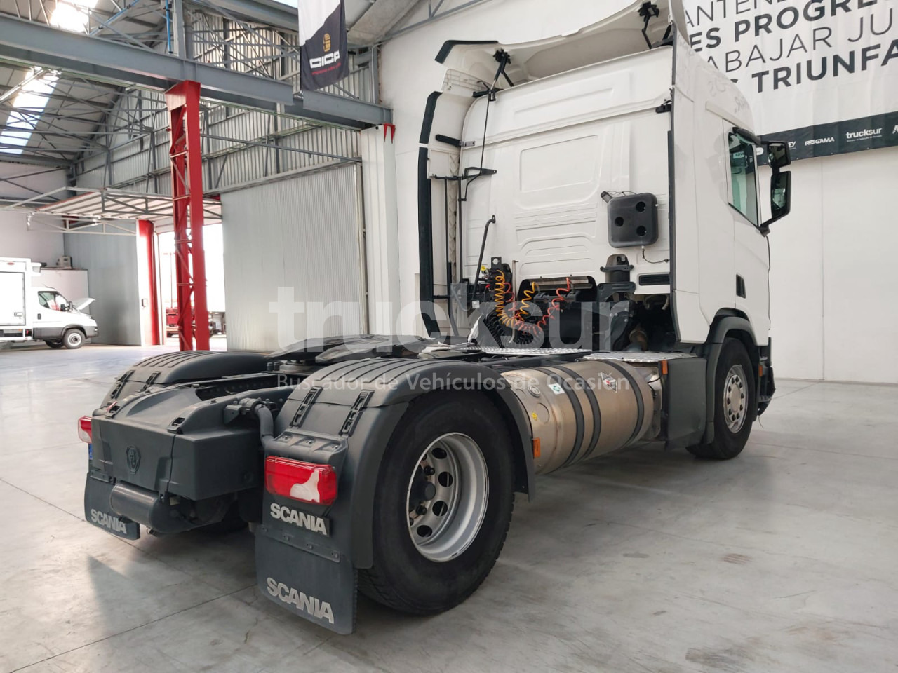SCANIA R410 GAS GNL - شاحنة جرار: صور 3 SCANIA R410 GAS GNL - شاحنة جرار: صور 3
