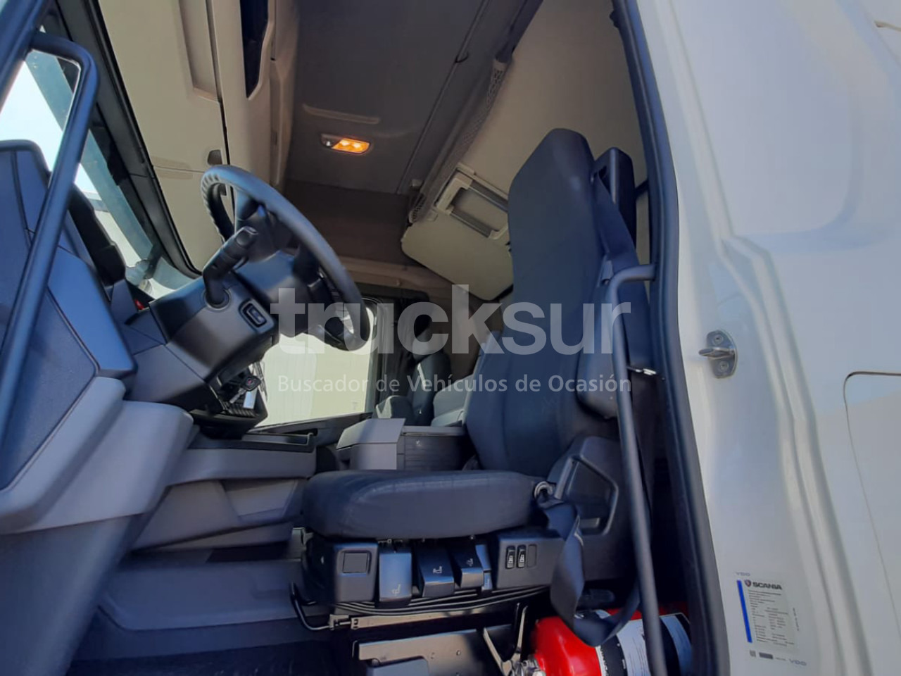 SCANIA R450.18 - شاحنة ستارة: صور 4 SCANIA R450.18 - شاحنة ستارة: صور 4
