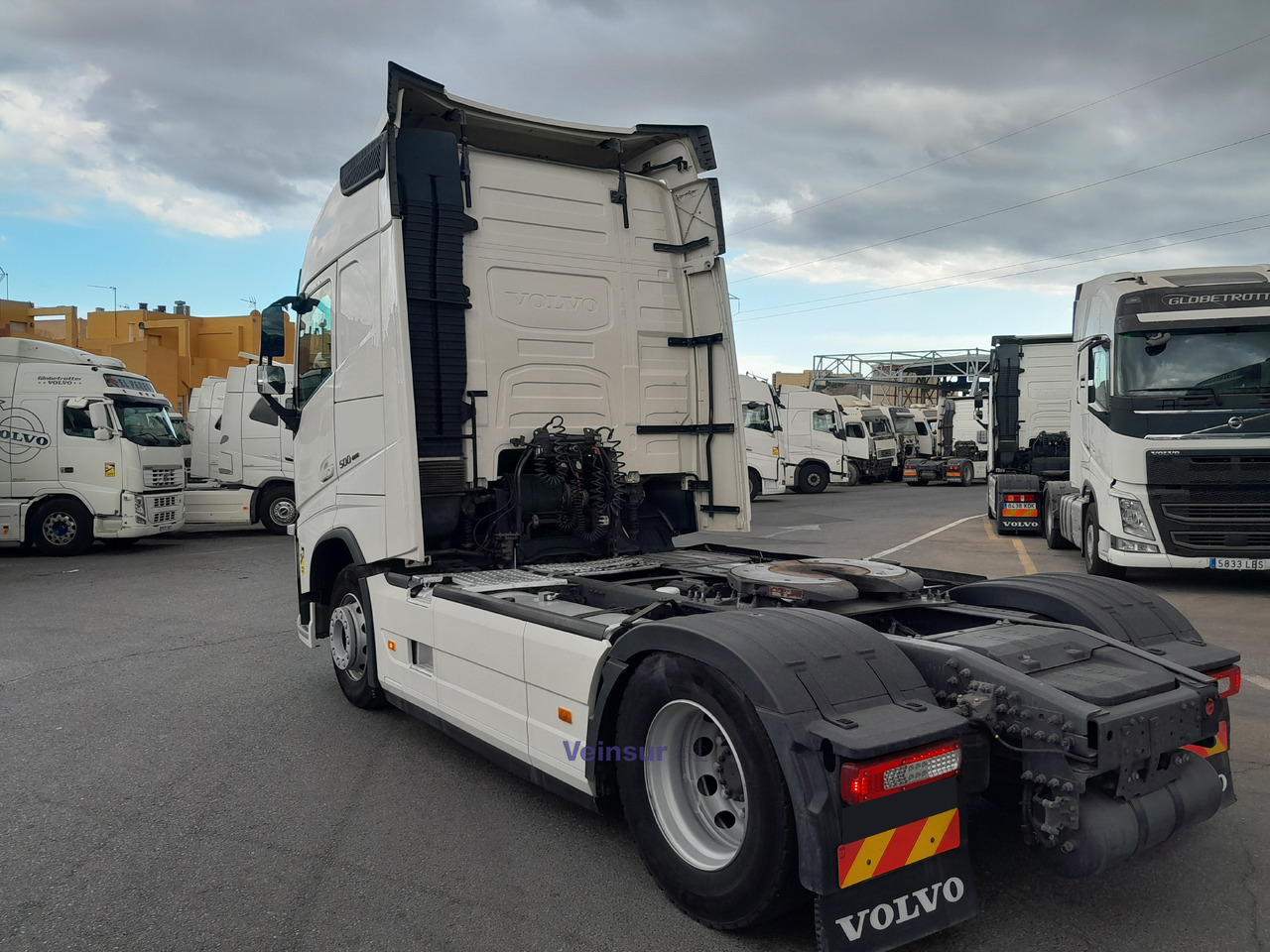 VOLVO FH4 I-SAVE - شاحنة جرار: صور 3 VOLVO FH4 I-SAVE - شاحنة جرار: صور 3