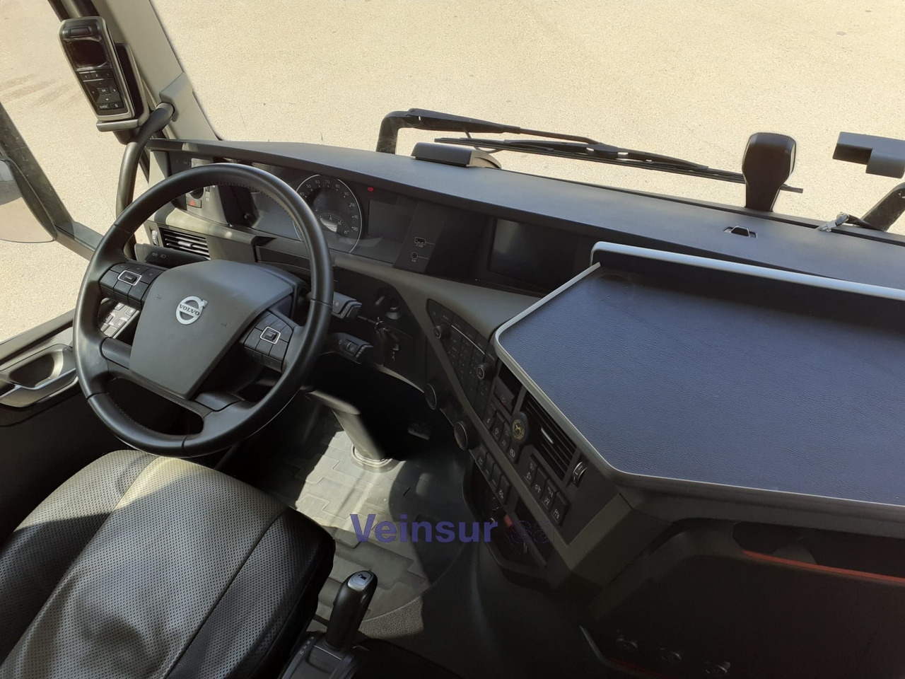 VOLVO FH4 I-SAVE - شاحنة: صور 5 VOLVO FH4 I-SAVE - شاحنة: صور 5