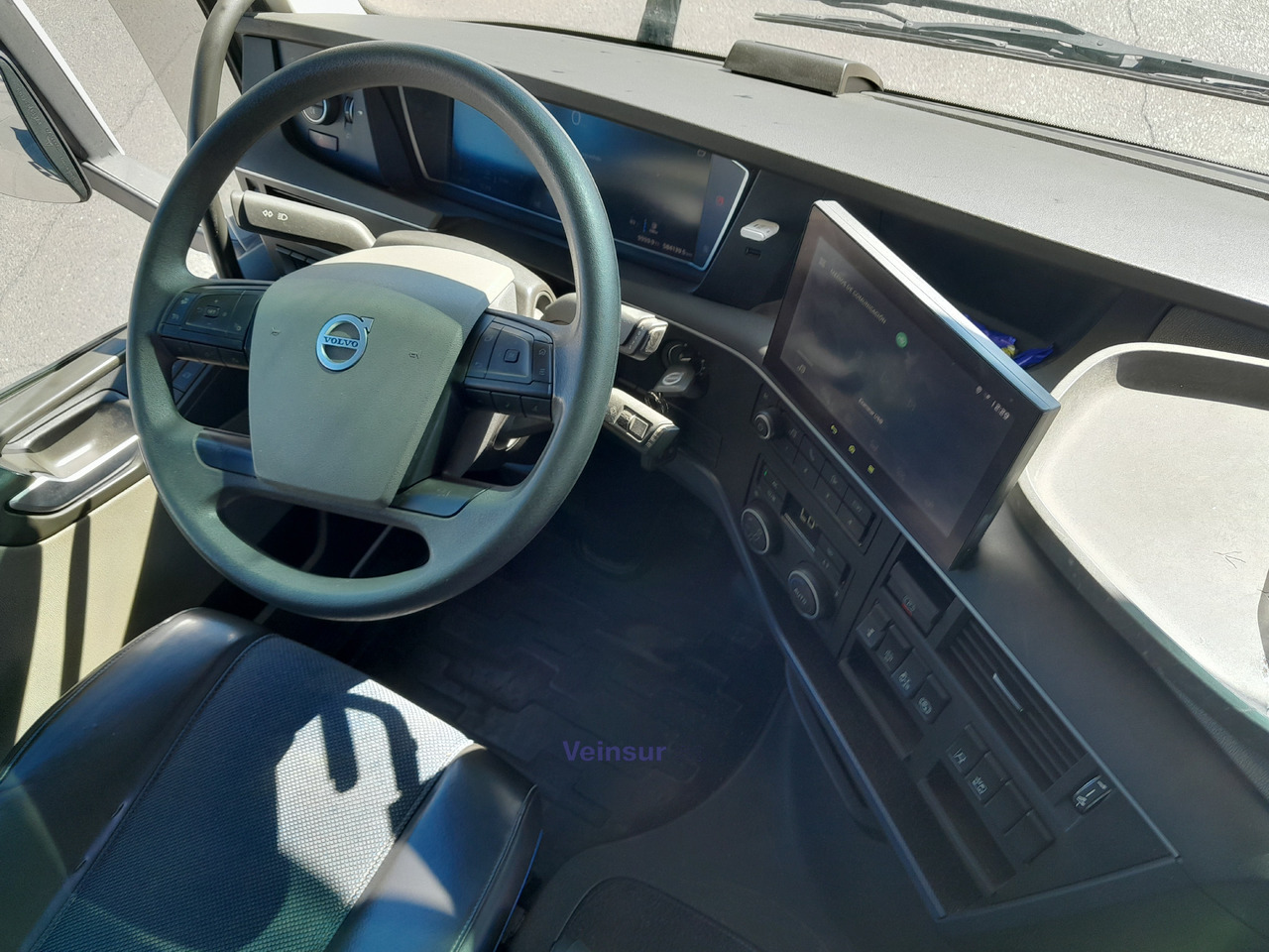 VOLVO FH5 I-SAVE - شاحنة جرار: صور 5 VOLVO FH5 I-SAVE - شاحنة جرار: صور 5