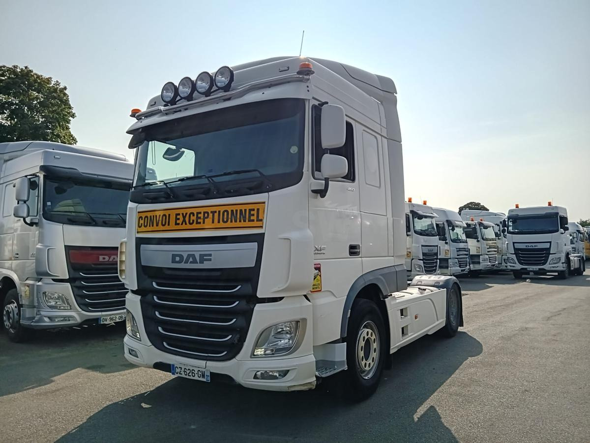 DAF XF 460 - شاحنة جرار: صور 1 DAF XF 460 - شاحنة جرار: صور 1