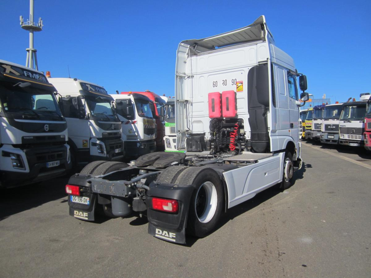 DAF XF105 460 - شاحنة جرار: صور 5 DAF XF105 460 - شاحنة جرار: صور 5