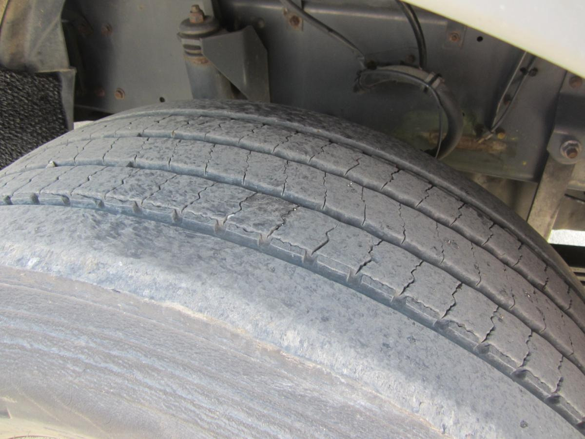 DAF XF105 460 - شاحنات مسطحة: صور 4 DAF XF105 460 - شاحنات مسطحة: صور 4