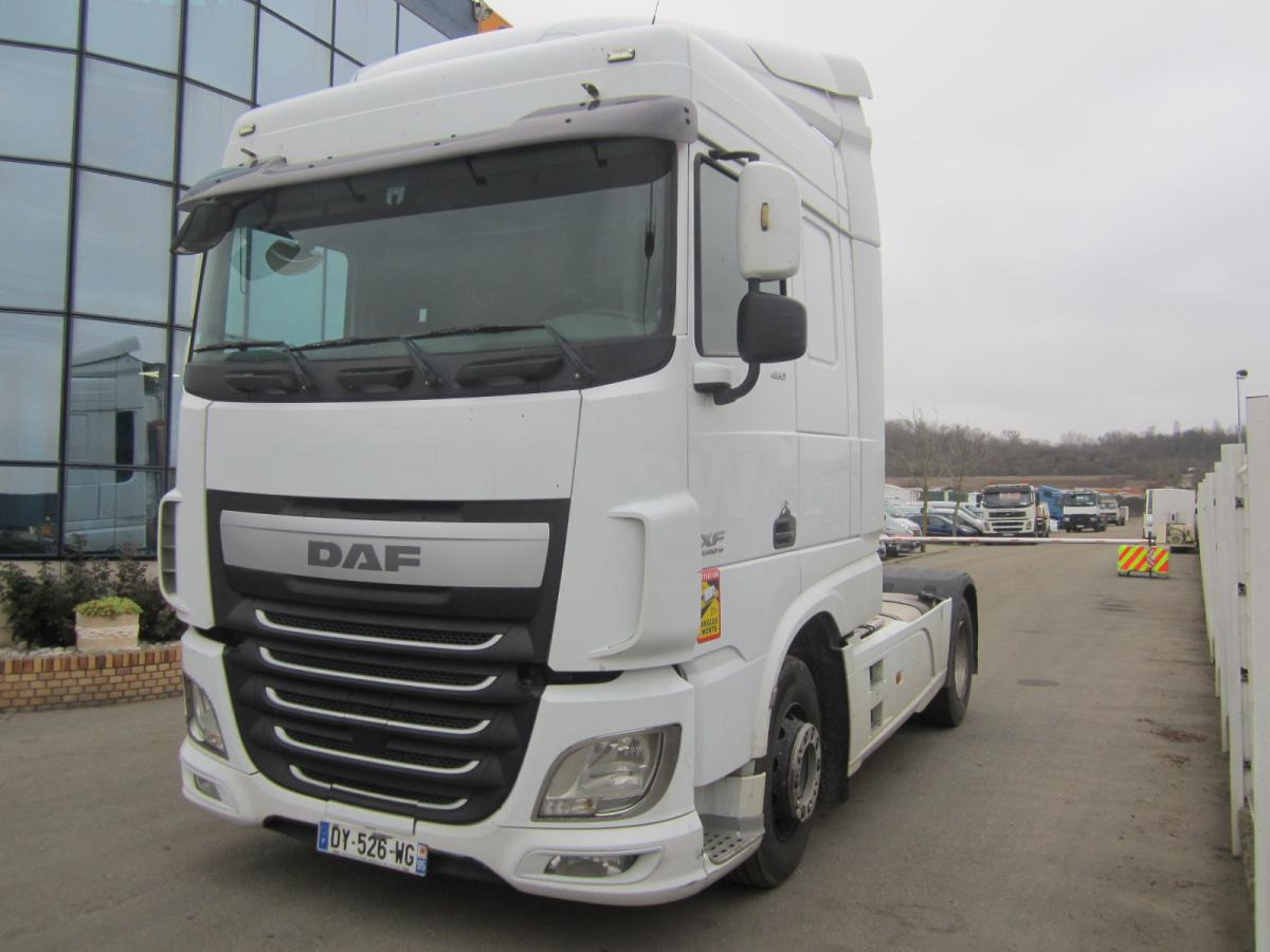 DAF XF105 460 - شاحنة جرار: صور 1 DAF XF105 460 - شاحنة جرار: صور 1