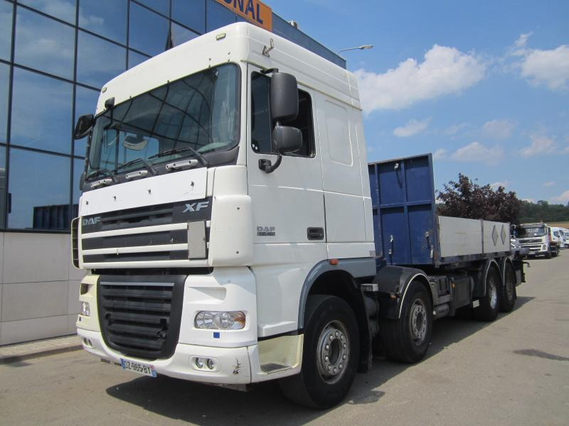 DAF XF105 460 - شاحنات مسطحة: صور 1 DAF XF105 460 - شاحنات مسطحة: صور 1