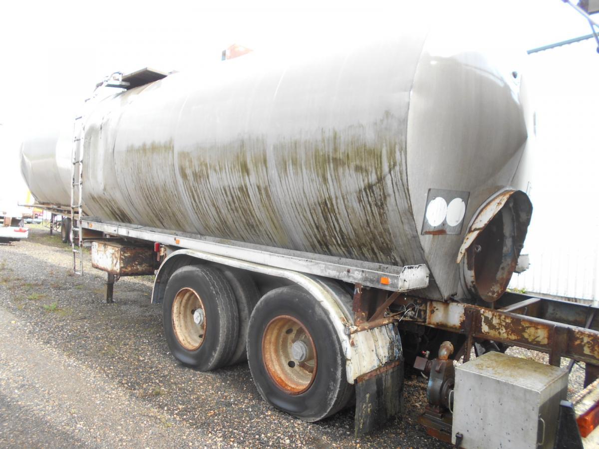 Fruehauf - نصف مقطورة صهريج: صور 4 Fruehauf - نصف مقطورة صهريج: صور 4