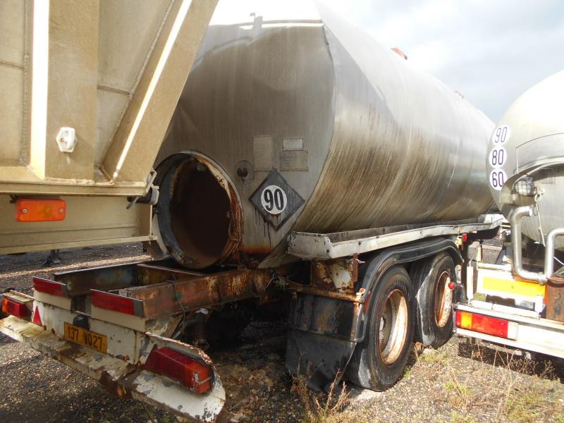 Fruehauf - نصف مقطورة صهريج: صور 5 Fruehauf - نصف مقطورة صهريج: صور 5
