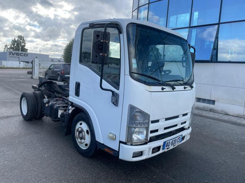 Isuzu - الشاسيه شاحنة: صور 2 Isuzu - الشاسيه شاحنة: صور 2