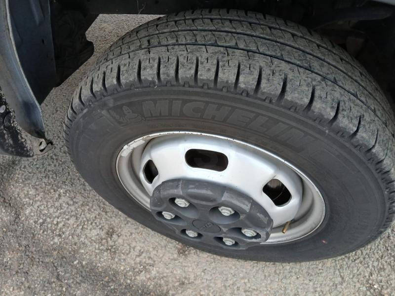 قلاب صغير Iveco 35.140: صور 15