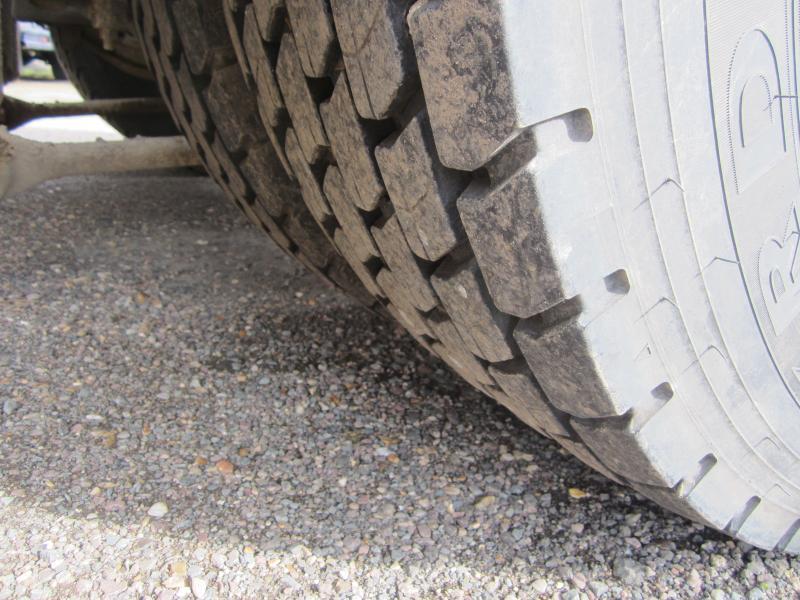 Iveco Stralis 440 S 45 - شاحنة جرار: صور 4 Iveco Stralis 440 S 45 - شاحنة جرار: صور 4
