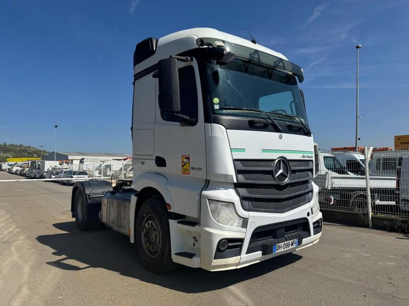 Mercedes Actros 1845 - شاحنة جرار: صور 2 Mercedes Actros 1845 - شاحنة جرار: صور 2