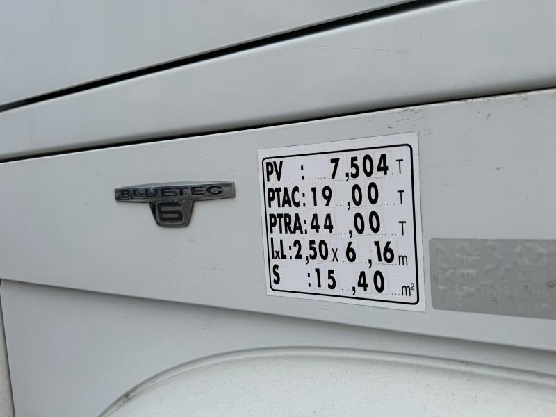 Mercedes Actros 1845 - شاحنة جرار: صور 5 Mercedes Actros 1845 - شاحنة جرار: صور 5